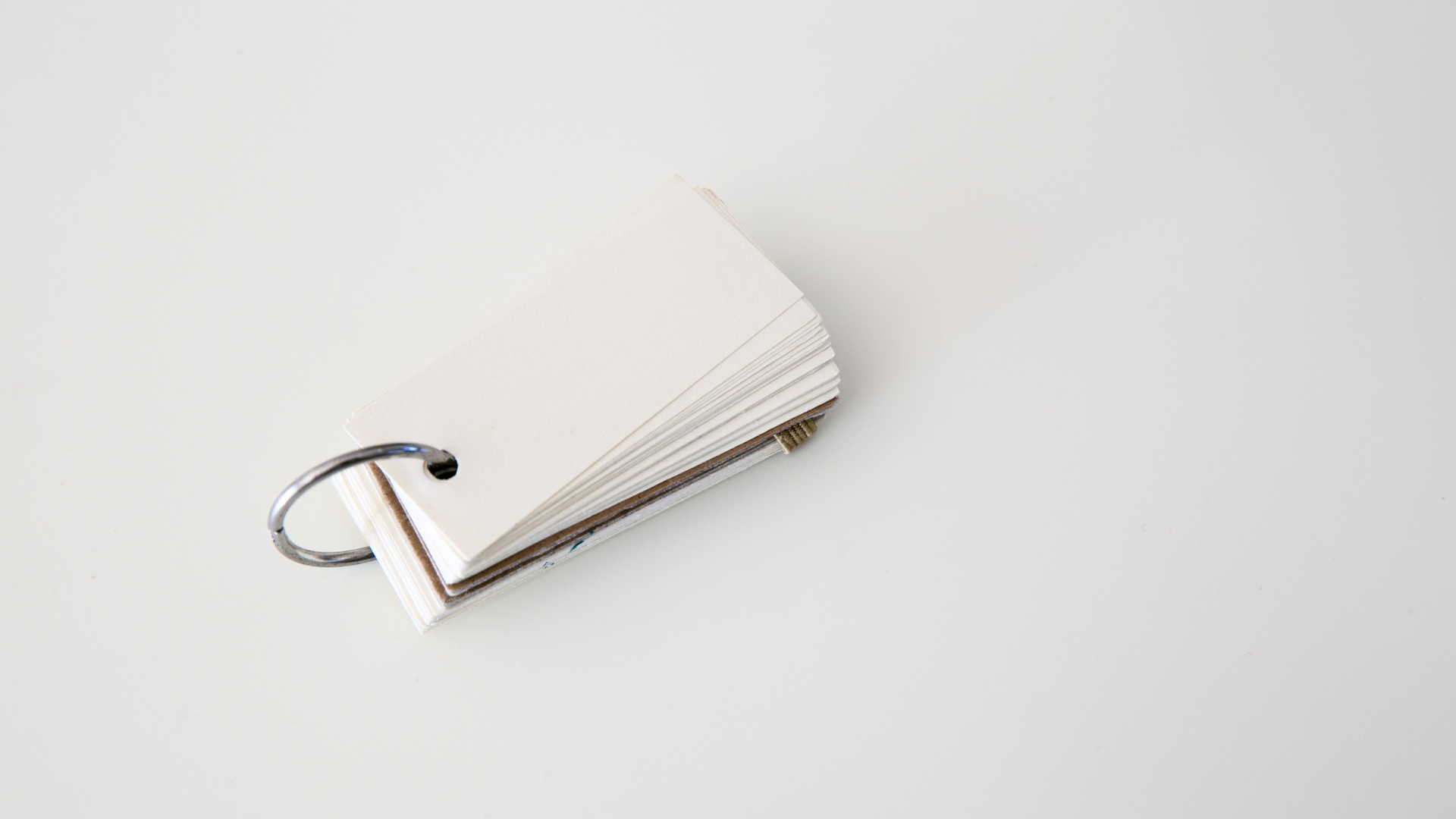 Metodo Flashcard: perché funziona e come sfruttarlo al massimo